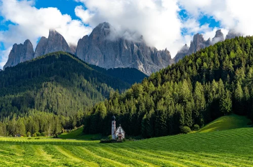 Explore the hidden gems in Italy—charming towns and unique destinations beyond Rome, Florence, and Venice.