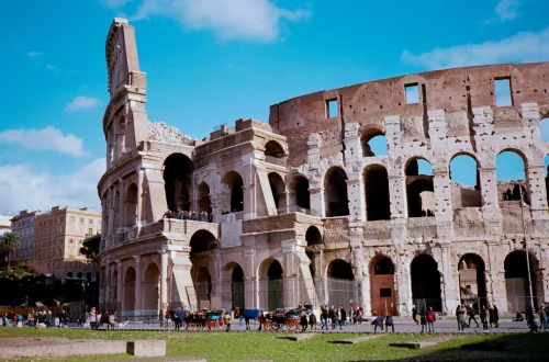 How to claim italian citizenship: photo of the Colosseum