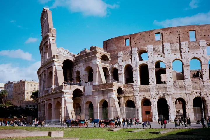 How to claim italian citizenship: photo of the Colosseum