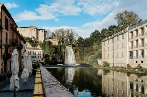 Is Italian citizenship hard to get: Photo of the waterfall in Isola del Liri