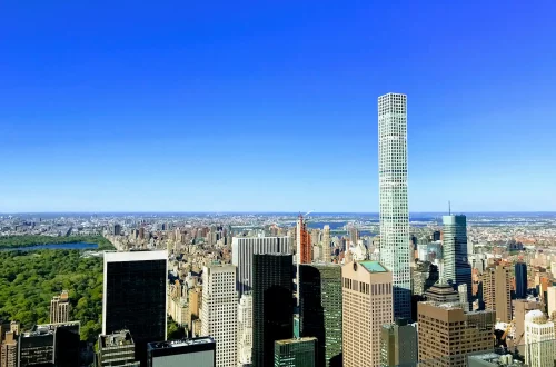 Italian citizenship in New York: Aerial photo from the Rockefeller Plaza, overlooking the city