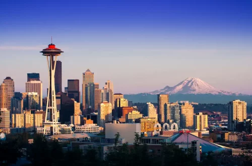 Italian citizenship in Seattle: Aerial photo of Seattle's skyline by the sunset