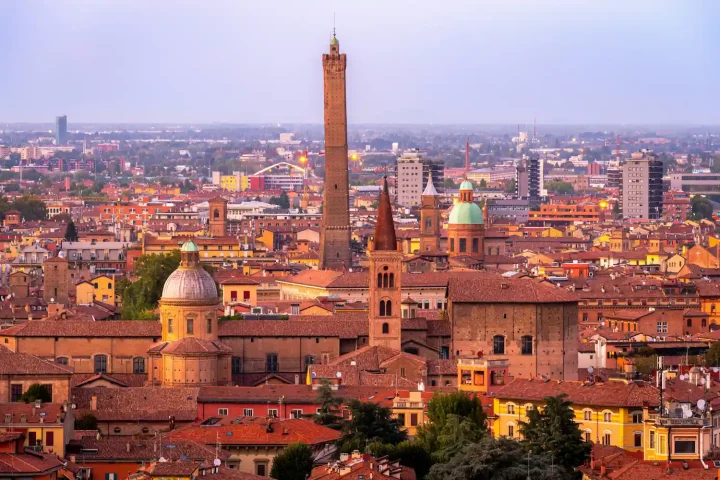Mortgage in Italy: Photo of the city of Bologna